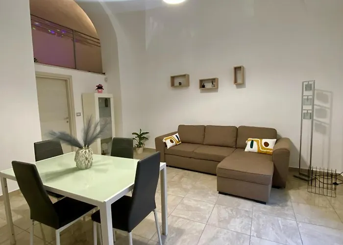 Mavi House